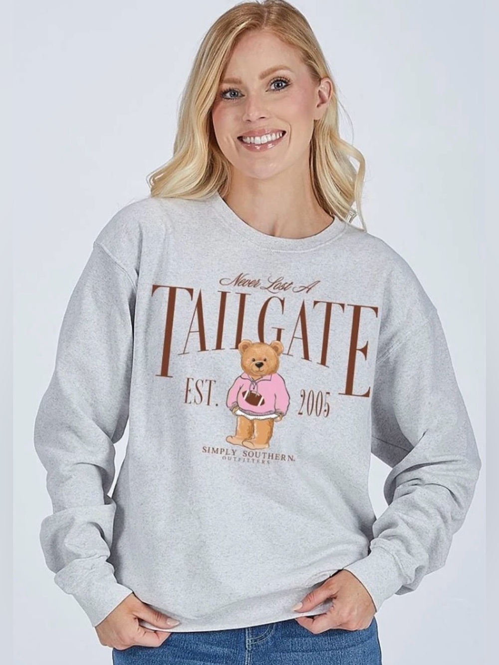 🏈🧸EUC Simply Southern "Never Lost a Tailgate🏈🧸Crewneck Sweatshirt" Lt. Gray🩶M-L
